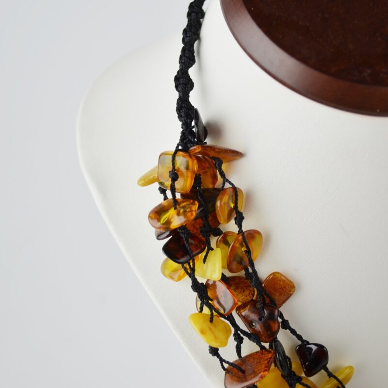 Baltic amber necklace polished chips string - Image 3