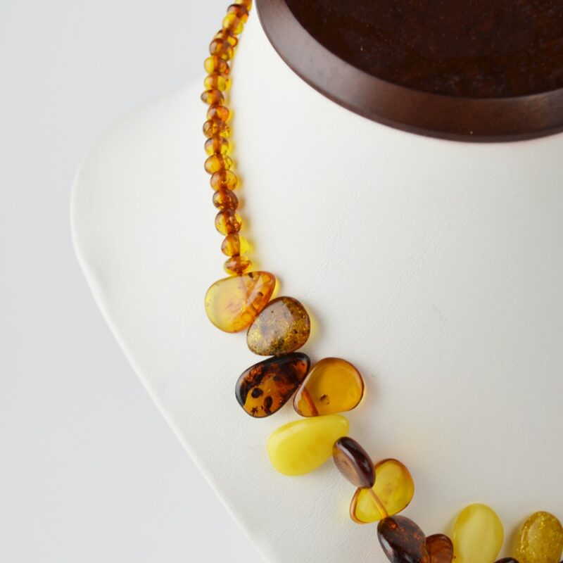 Amber necklaces polished leaves - Image 3