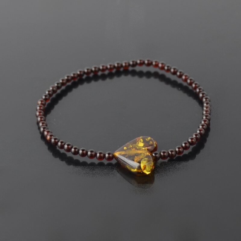 Amber bracelet with heart pendant - Image 6