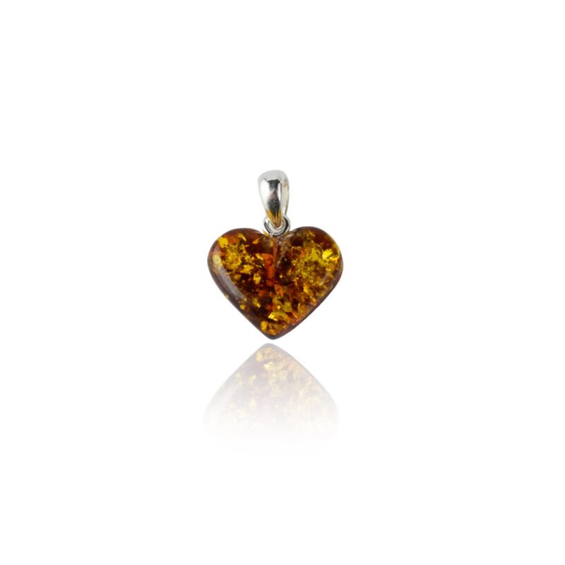 Polished hearts amber pendant