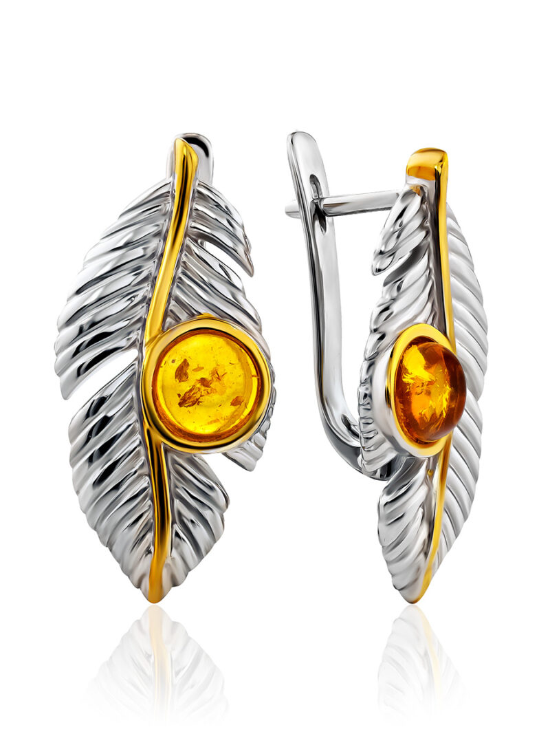 Elegant earrings decorated with cognac-colored amber Peacock