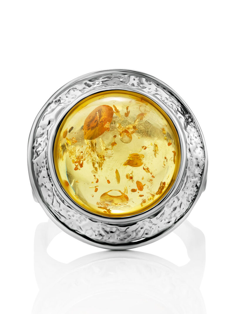 Elegant ring with a round insert of golden-lemon amber Empire 17