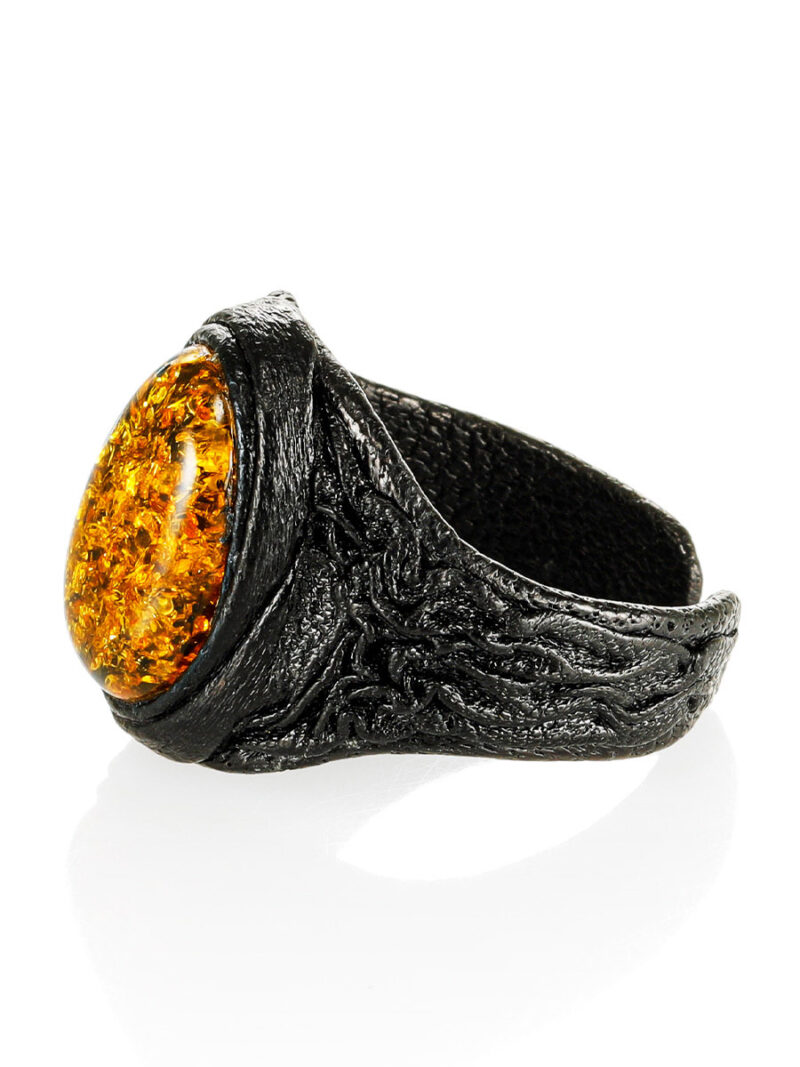 Leather ring with large sparkling amber - Image 4