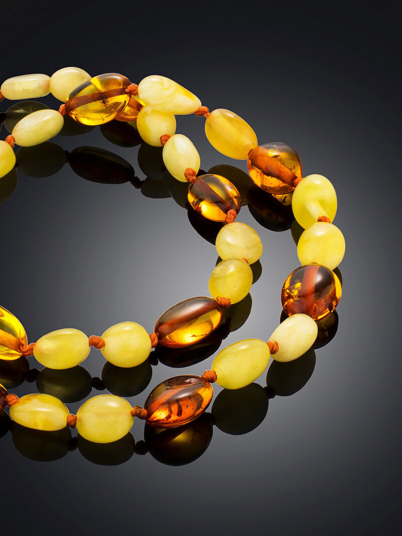 Light beads made of natural Baltic amber of different shades - Image 3