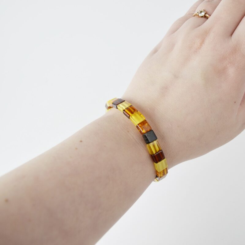 Mix color amber bracelet cube beads - Image 4